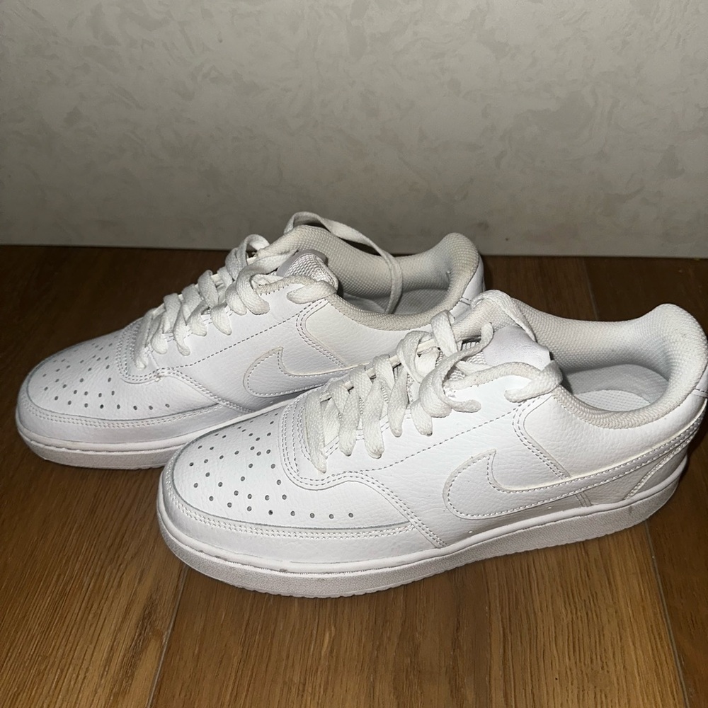 Nike Air Force white size 8.5 - NEVER worn